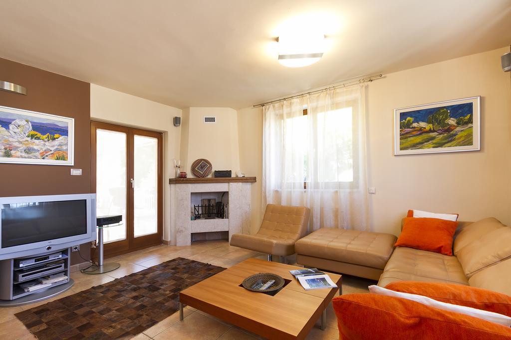 Villa Asi